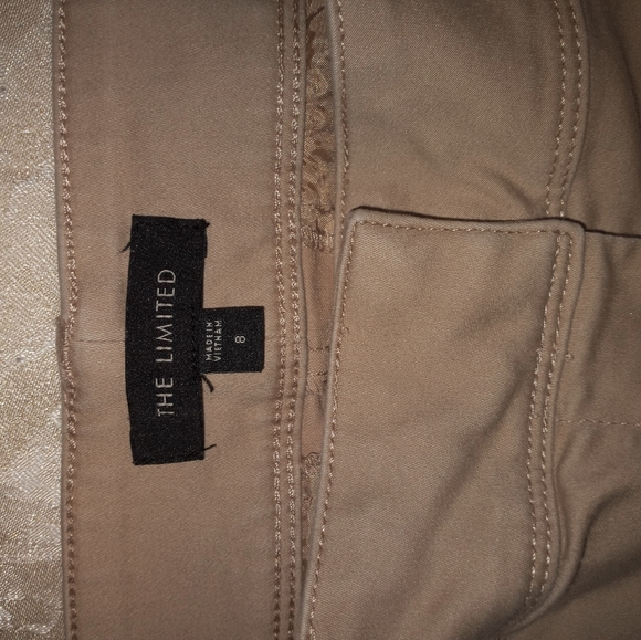 Shorts - Picture 2 of 3